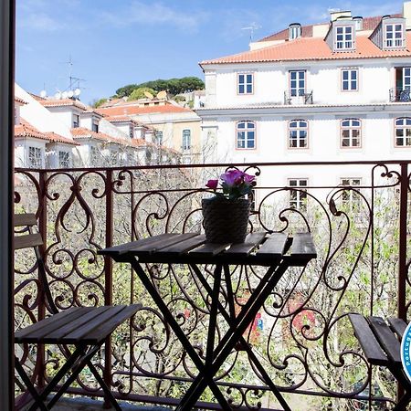 Alfama Sophisticate Flat With Balconies 2Bedrs 2Baths & Ac In 19Th Century Building Historic Center Apartment Lisboa Ngoại thất bức ảnh