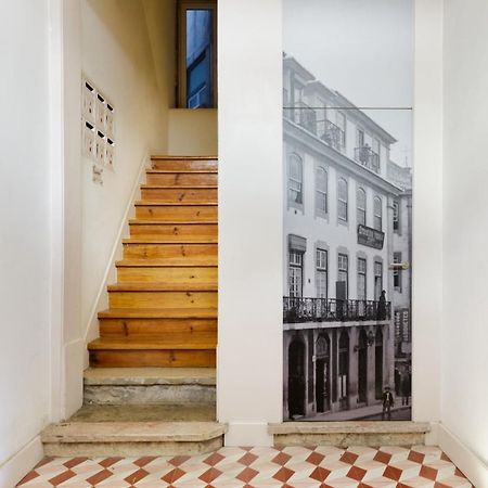 Alfama Sophisticate Flat With Balconies 2Bedrs 2Baths & Ac In 19Th Century Building Historic Center Apartment Lisboa Ngoại thất bức ảnh